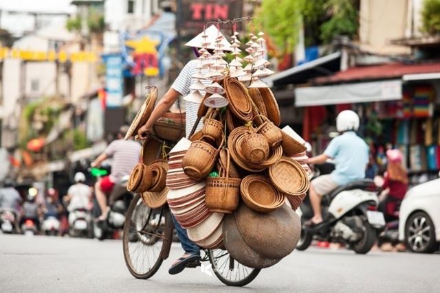 Hanoi Weather in December: Temperature, Rain & Travel Tips