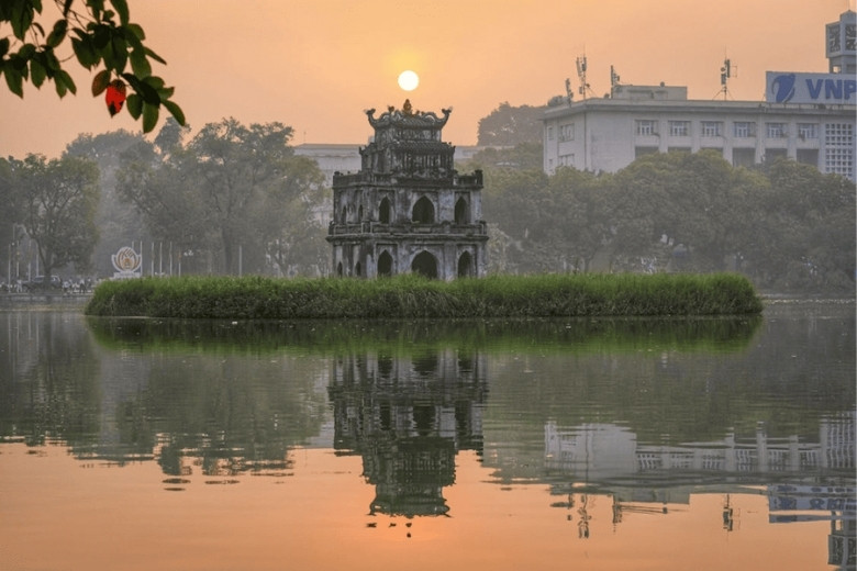 Hanoi Weather in May: What to do, Rainfall & Travel Guide