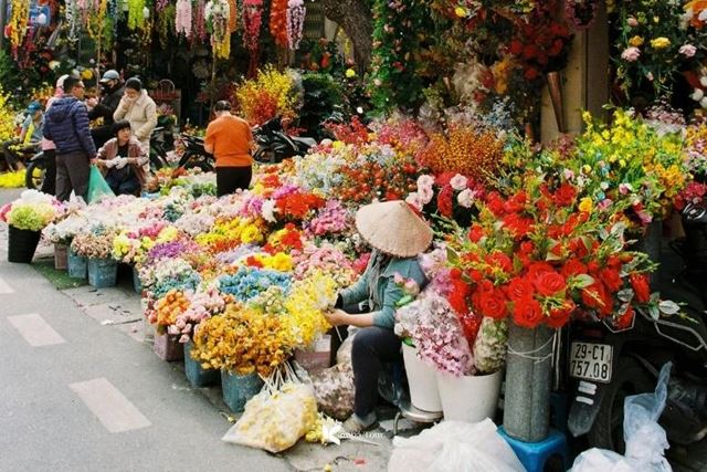 Hanoi in April: Weather Guide, What to Pack & Things to Do