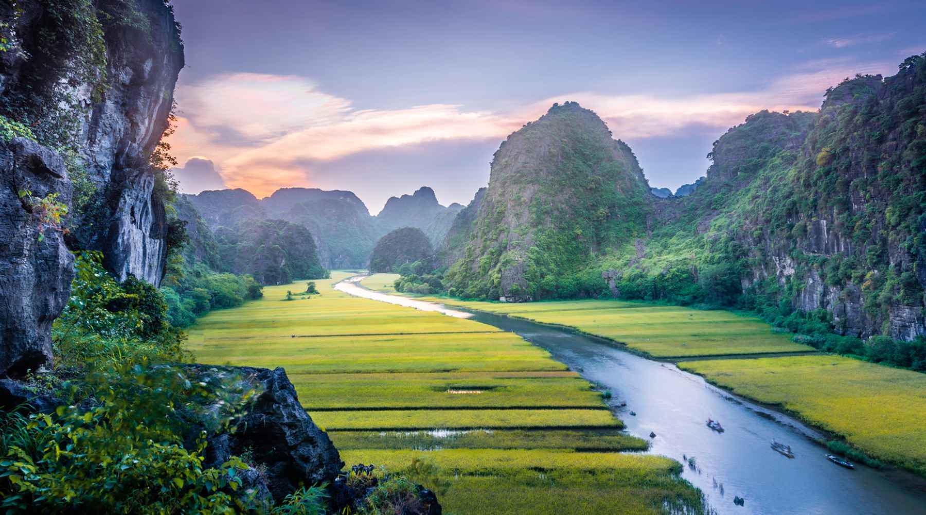 How to Get from Hanoi to Ninh Binh: 4 Best Transportation Options (2026 Guide)