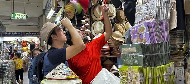 dong xuan market