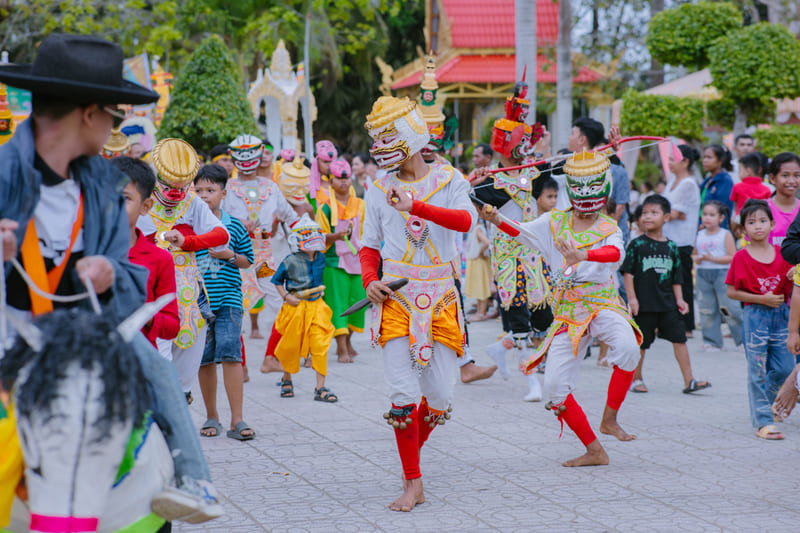 festival de kathina en tra vinh