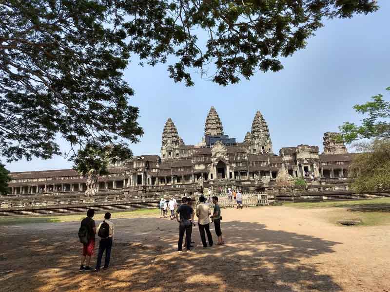 templos de angkor wat en ruta vietnam y camboya 15 dias