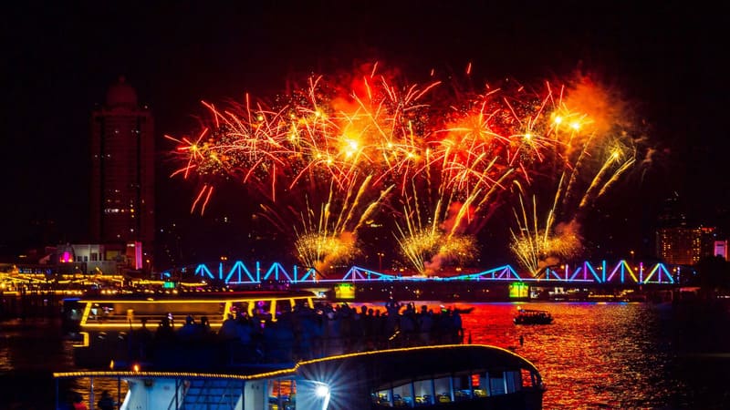 fiestas en tailandia - vijit chao phraya en bangkok