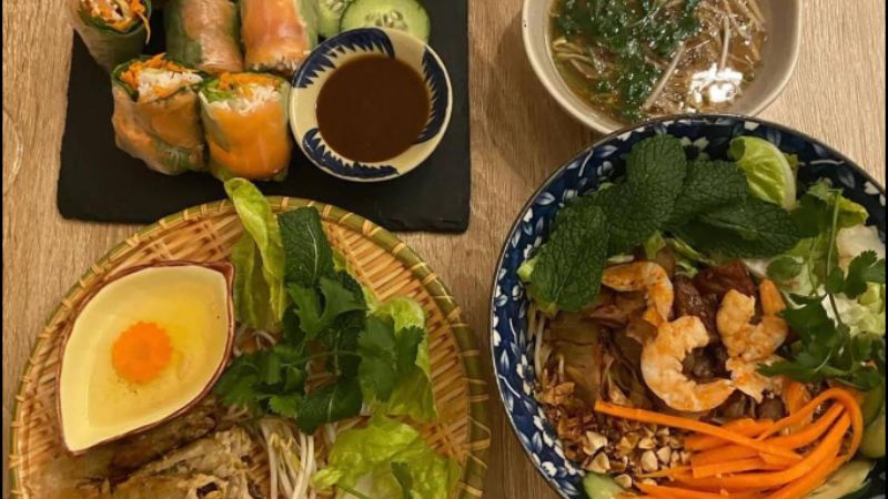 restaurantes vietnamitas en barcelona - little viet - comida