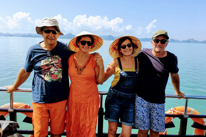 vietnam sombrero - nuestros viajeros - bahia de halong