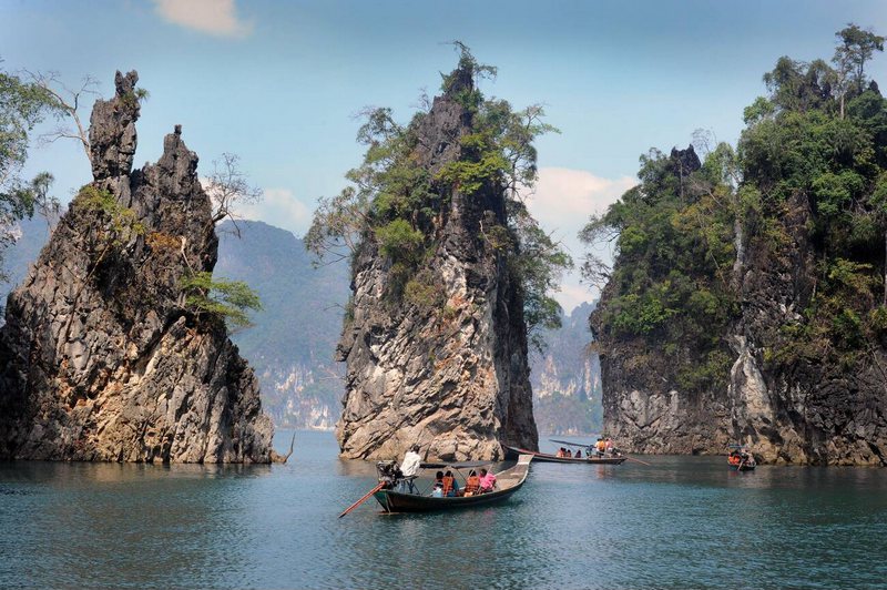 Boat in Khao Sok Park.