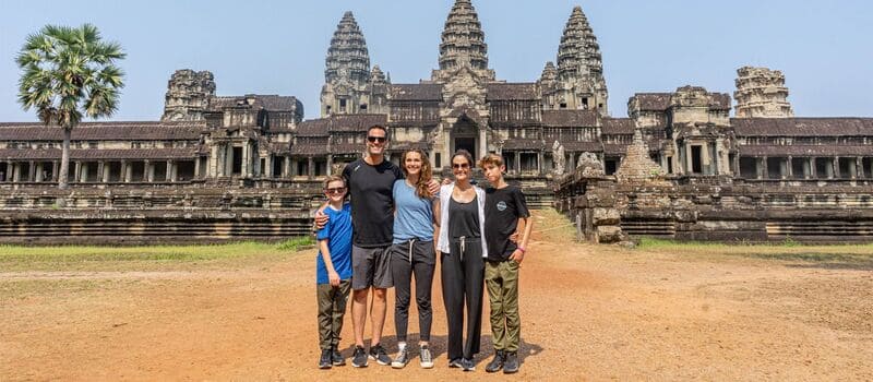 camboya con niños angkor