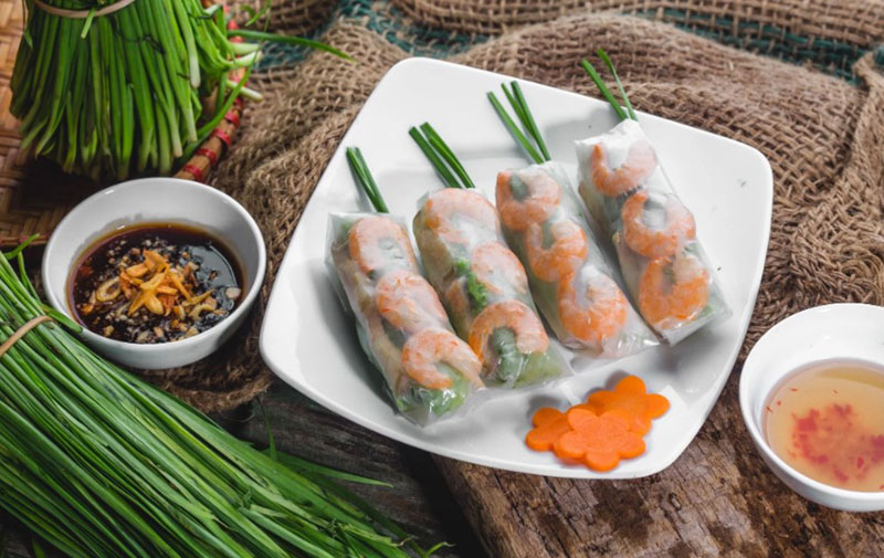 ying yang en vietnam - rollitos goi cuon