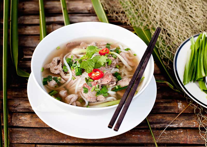 ying yang en vietnam - sopa pho