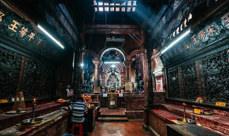 Interior de la pagoda del Emperador de Jade - Foto: Jet Huynh