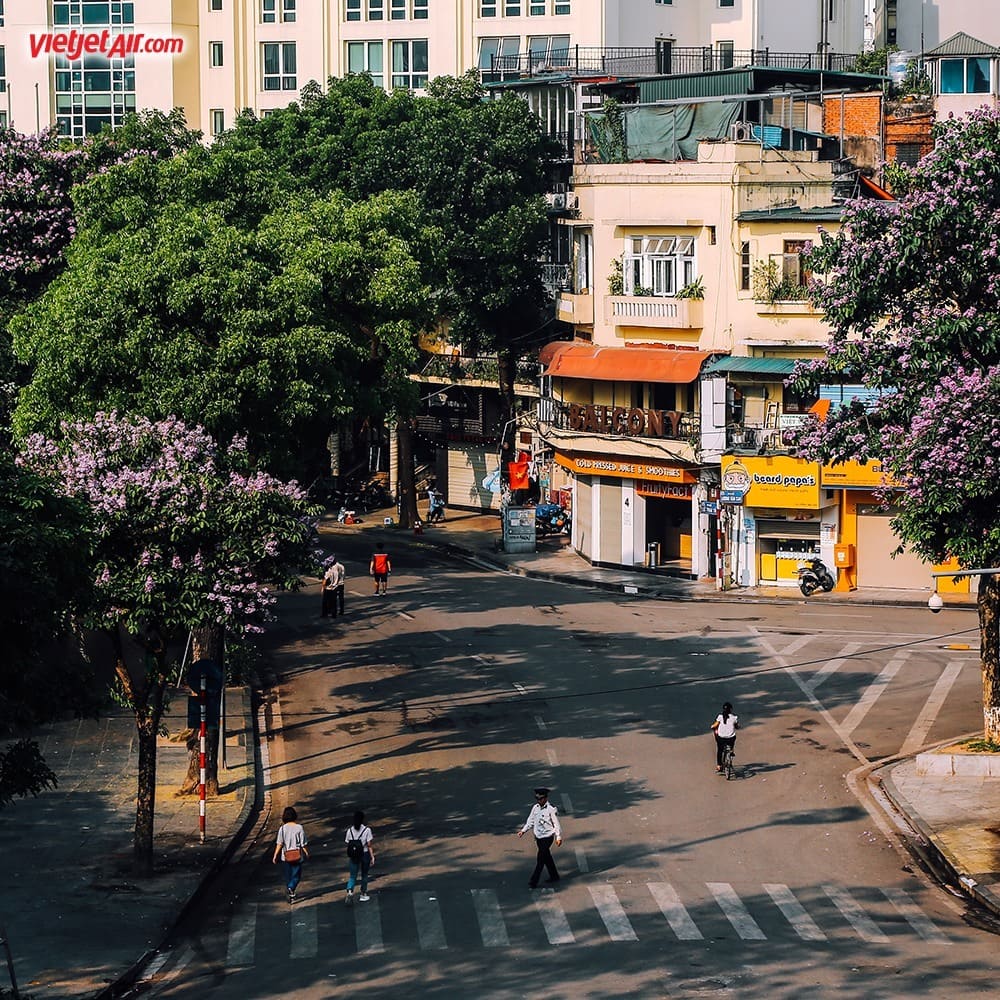 The Old Quarter, a maze of 36 ancient trade streets