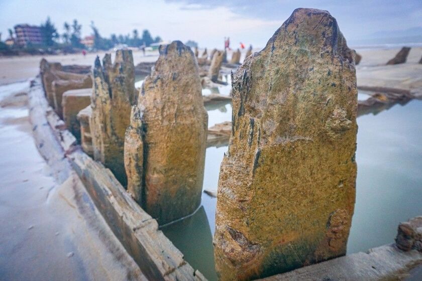Surprisingly, despite being submerged in saltwater for many years, the ship has remained remarkably well-preserved