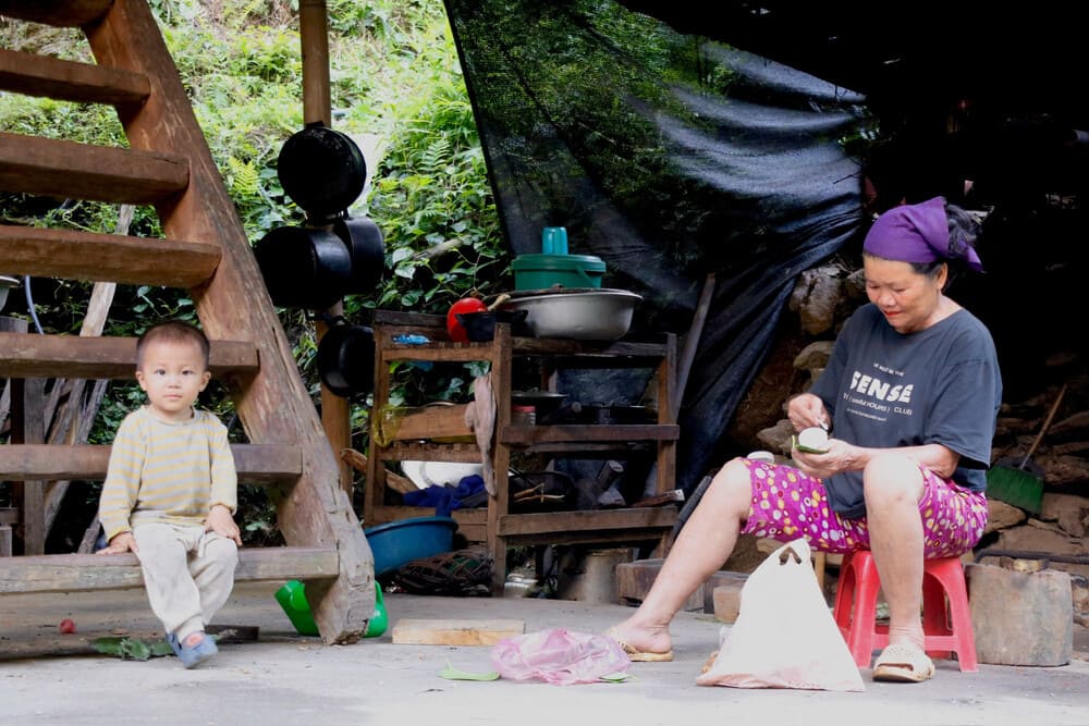 two locals in kho muong village that we encountered with