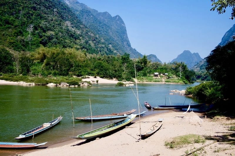 laos trekking