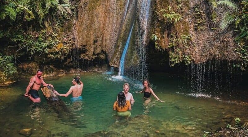 laos trekking