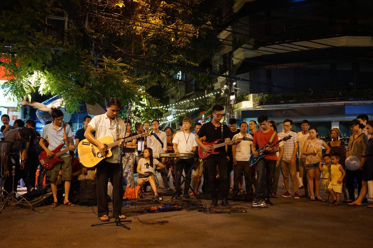 ta hien live show