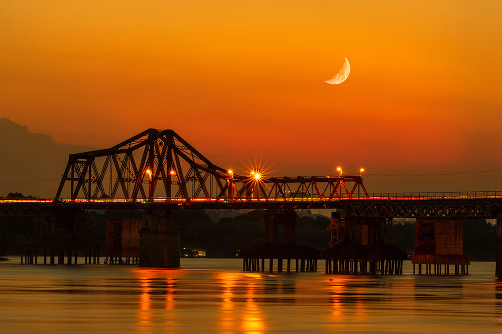 Long Bien Bridge