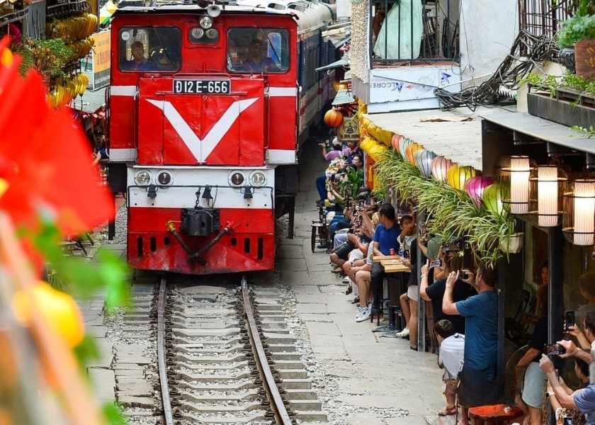 Hanoi's railway-side coffee street.