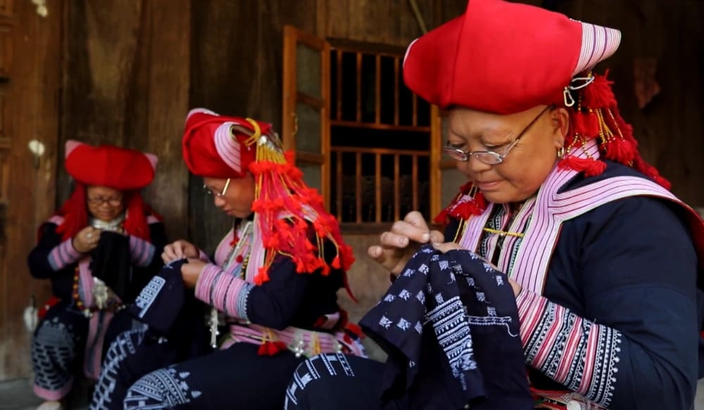 Sapa red dao people