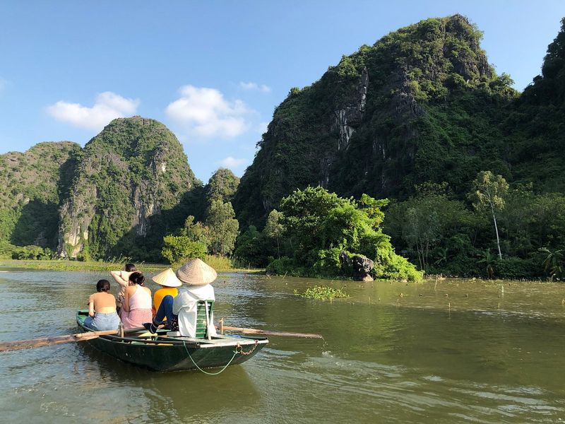 Tam Coc boat tour