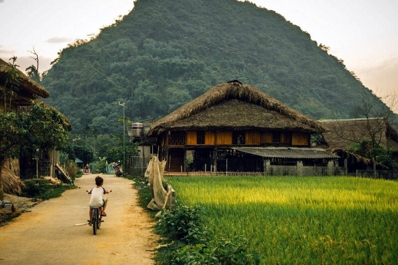 A normal day in Tha Village, Ha Giang.