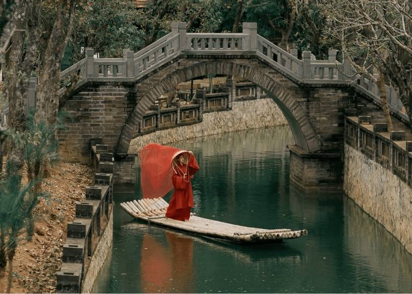 The scenery at Thung Ui is like something out of a historical drama