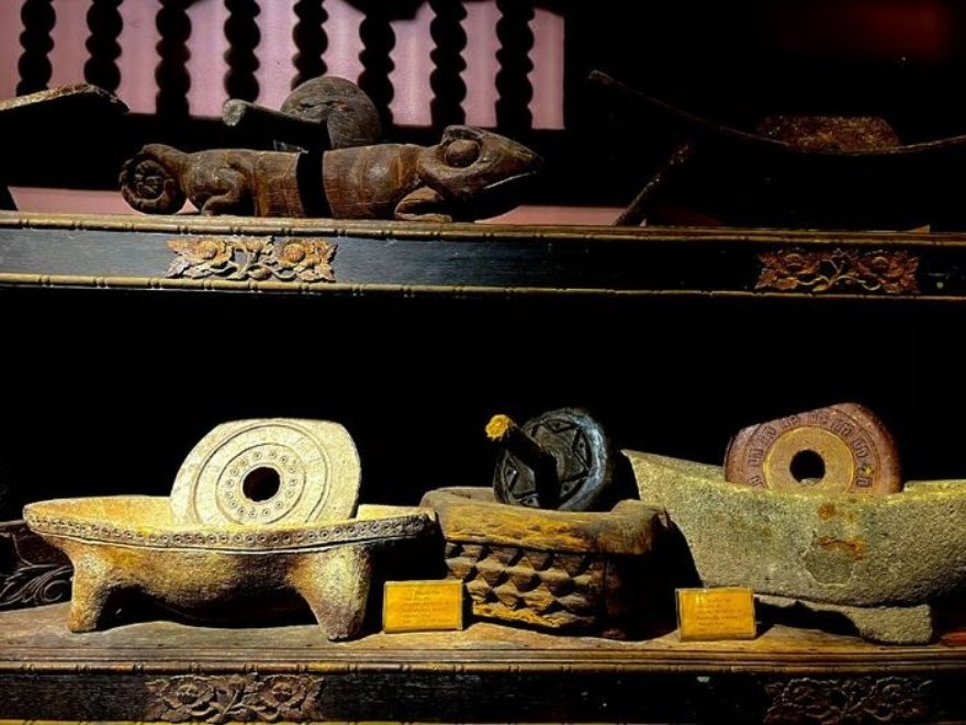 Thousands of traditional medicine tools were collected from all over the country.