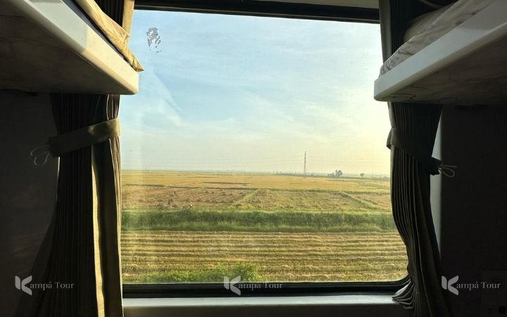 On the train route from Ninh Binh to Phong Nha