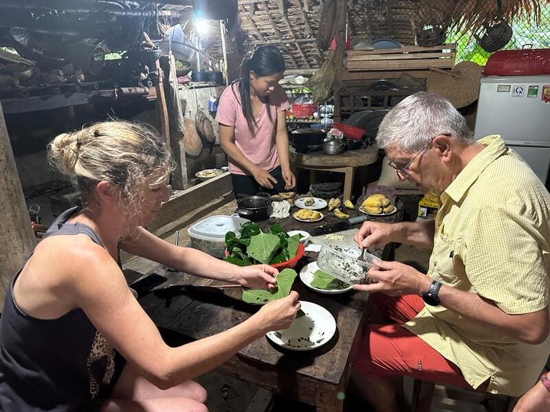 Live an authentic experience: preparing dinner with the host family