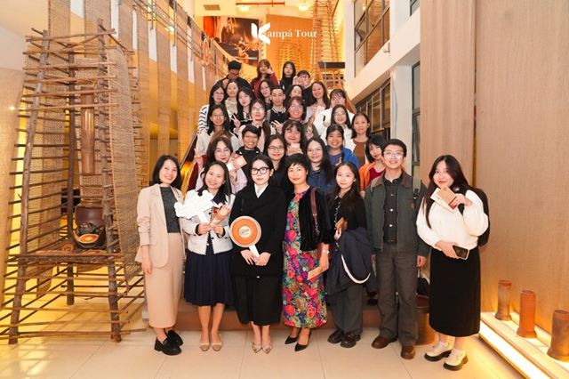 An evening at the GOm Show – The Sound of Ceramics