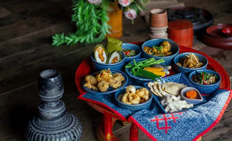 Dishes in a Khantoke meal