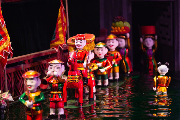 marionnette sur l'eau2