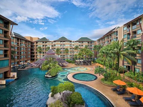 Novotel Phuket Vintage Park Resort
