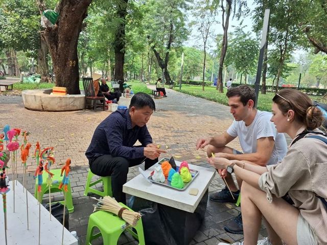 We watched traditional rice dough figurine being crafted along with other visitors