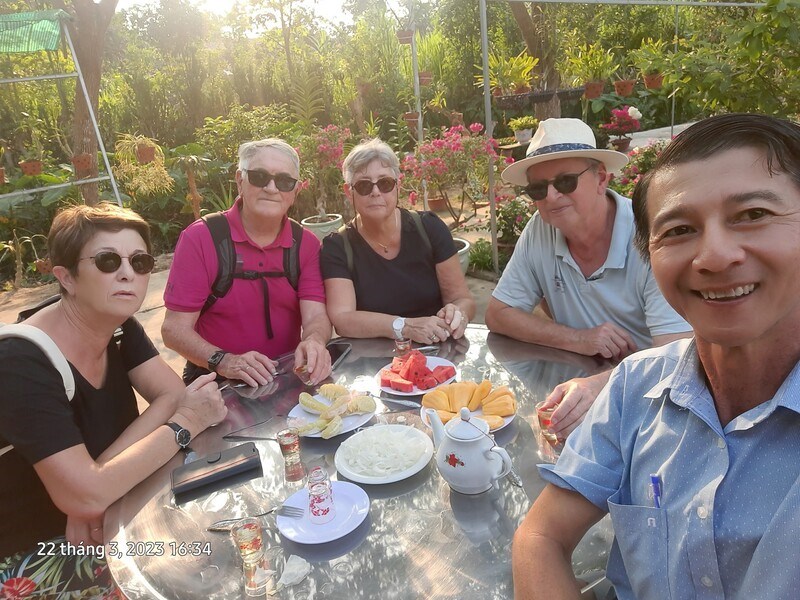 Sr. Juan Antonio y sus amigos (Colombia)
