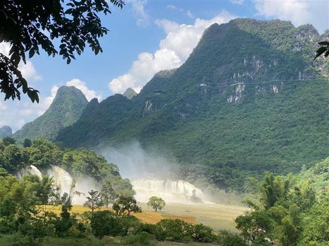 Visita Cao Bang, con la cascada de Ban Gioc, una de las cuatro cataratas más grandes del mundo