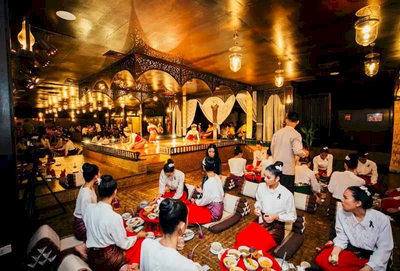 La cena Khantoke es una oportunidad para saborear la auténtica comida del norte de Tailandia.