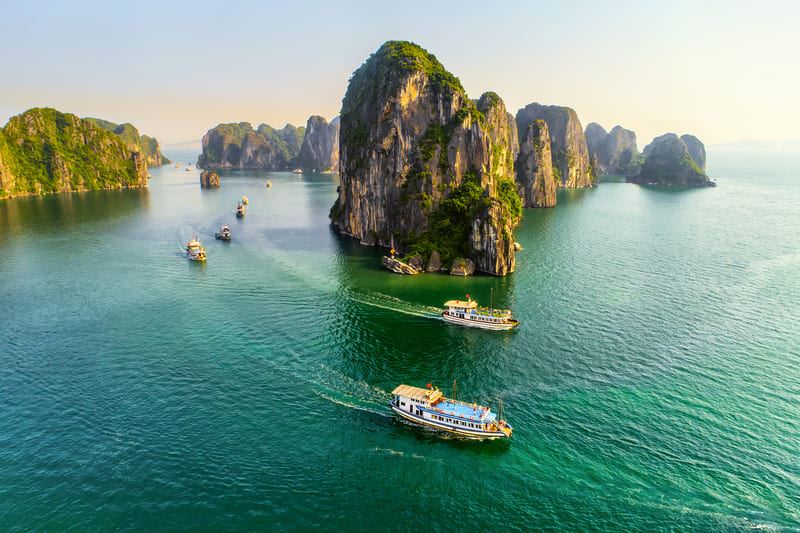 Ha Long Bays allure: a UNESCO World Heritage masterpiece