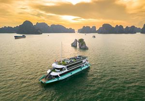 La bahía de Halong, una de las 7 Bellas del mundo