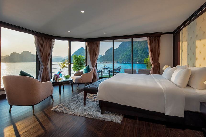 A cabin aboard a luxurious boat in Halong Bay