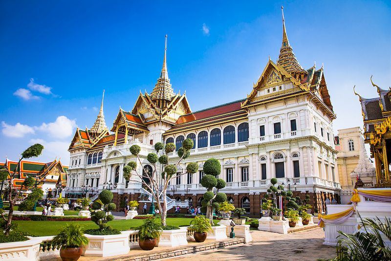 A corner in Bangkoks Grand Palace, it attracts for its royal splendour and historical significance.