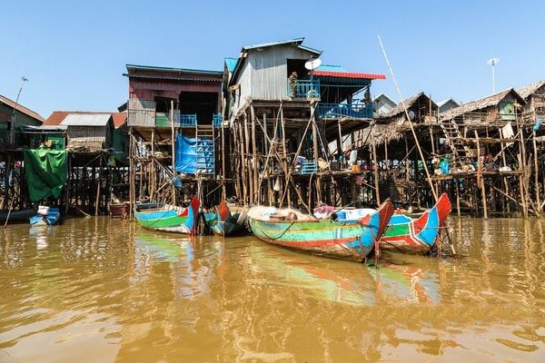 Pueblo flotante del lago de Tonlé Sap