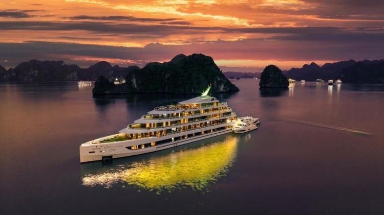 Descubrimiento de la bahía de Halong en crucero