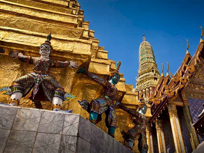 ¡Explora los templos con arquitectura única en Tailandia!